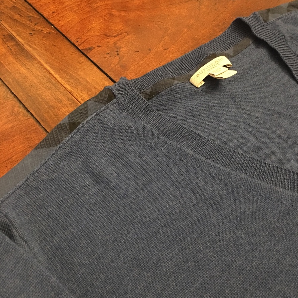 Burberry Brit Men’s V-Neck Pullover- Blue- Size XL